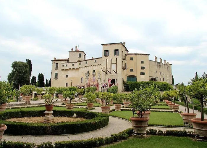 Alloggio per agriturismo Fattoria Grimana *